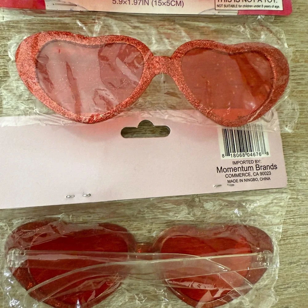 Heart-Shaped Red Glitter Glasses